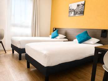 Studio for 2 people with twin beds / Studio for 2 people with twin beds