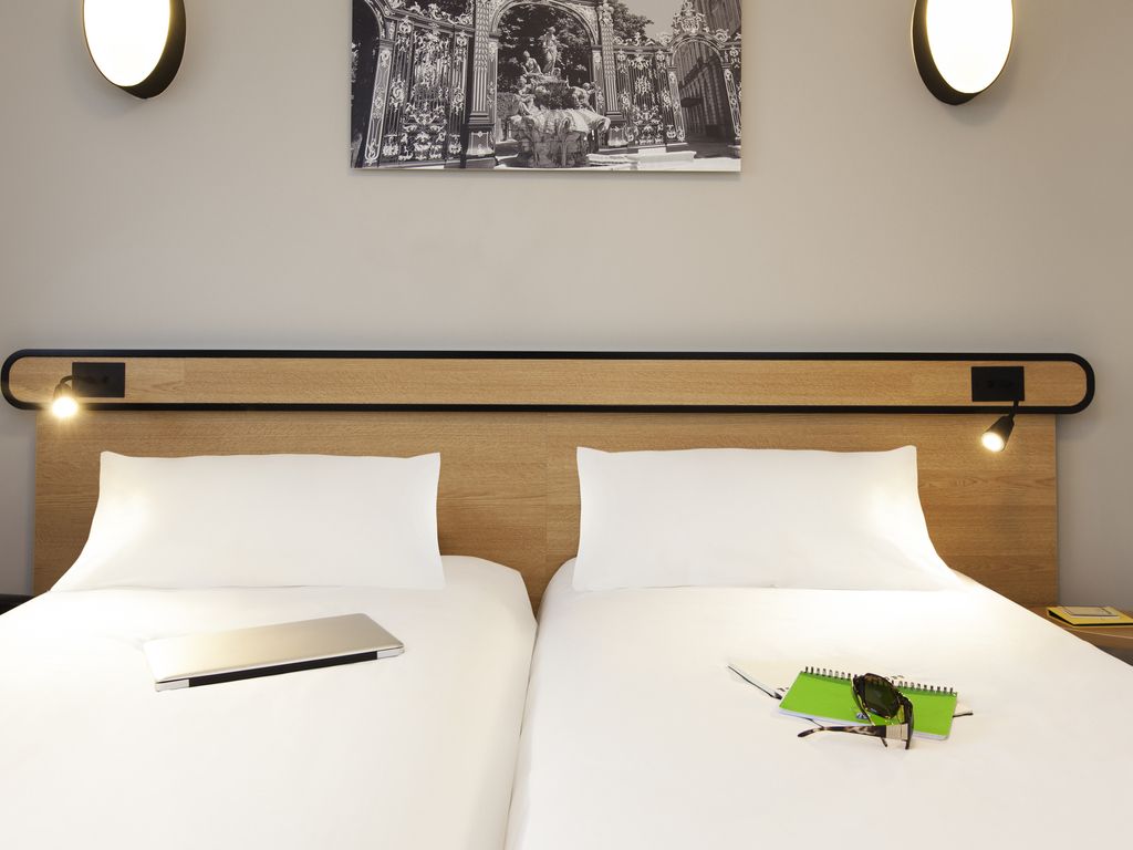 Habitación tipo estudio para 2 personas con 2 camas individuales