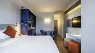 Superior Room with a double-size bed + equipped kitchen